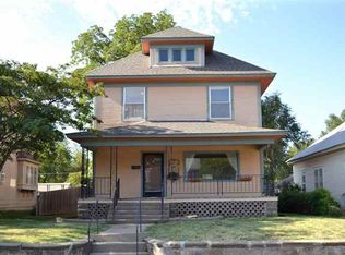 726 E B Ave, Hutchinson, KS 67501