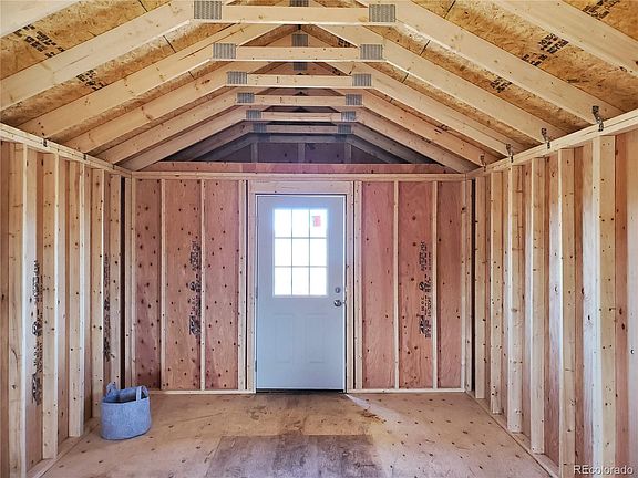 3rd image of 2905 Newhouse Road
