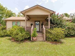 309 E New York St, Orange, TX 77630