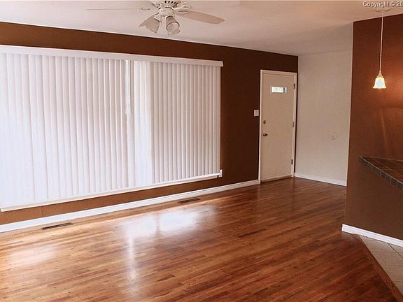 Large Family Room off Kitchen