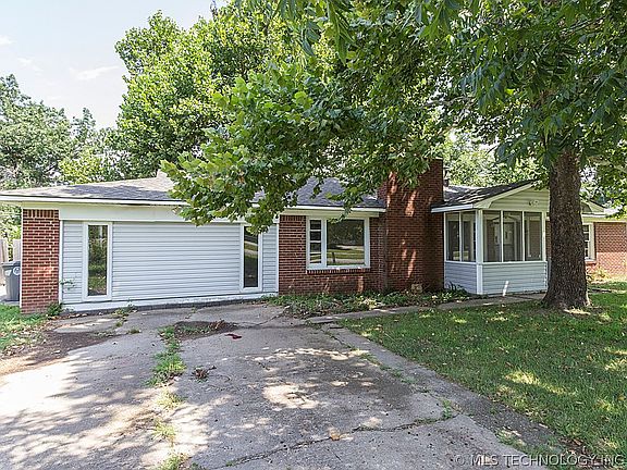 3rd image of 453 S 89th East Ave