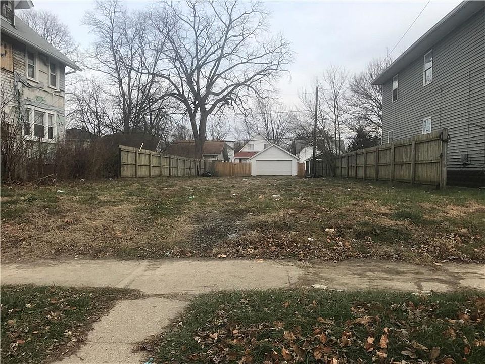 1st image of 105 N Colorado Ave