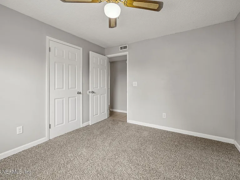 7600 Pheasant Run Dr — Photo 35