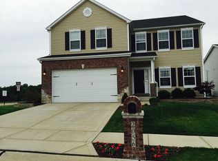 2056 Preston Woods Pkwy, Lake Saint Louis, MO 63367