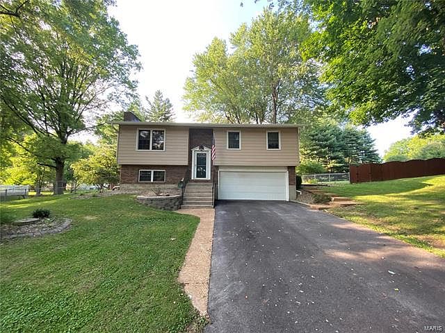 1st image of 43 Leon Dr