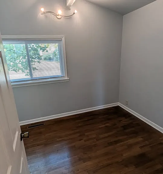 5375 Seymour Rd — Photo 14
