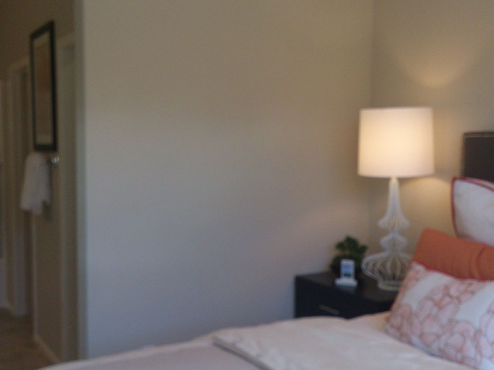 1st image of 865 E Mountain Way Unit B