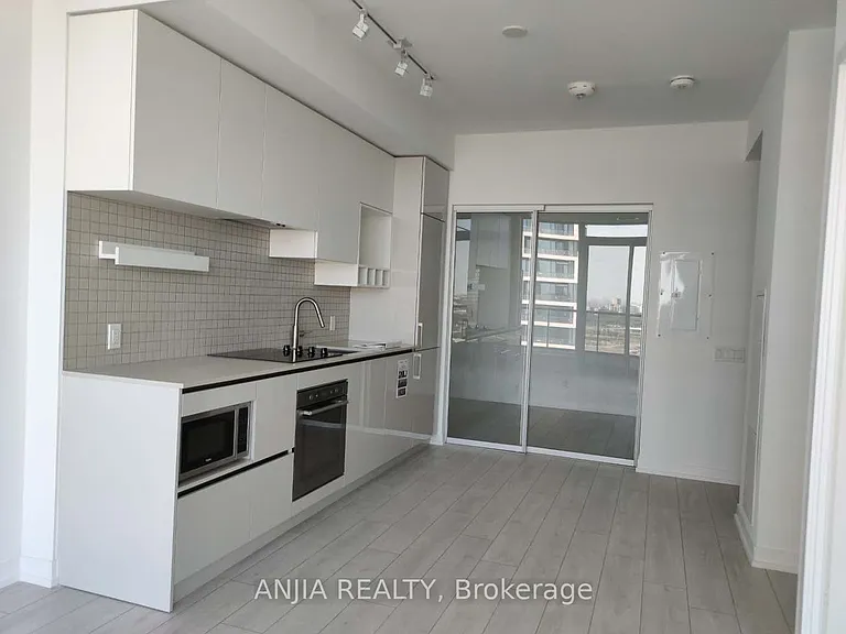 898 Portage Pkwy #2806 — Photo 8