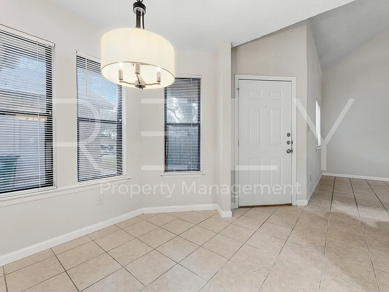 1005 Milford Way #A — Photo 12