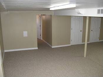 3rd image of 9803 Lakeford Ln