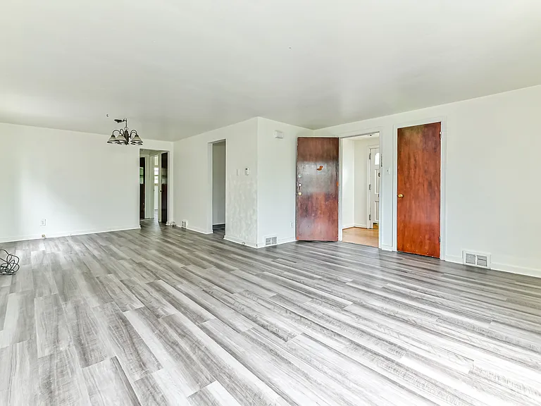 115 Lenox Ave #1 — Photo 6