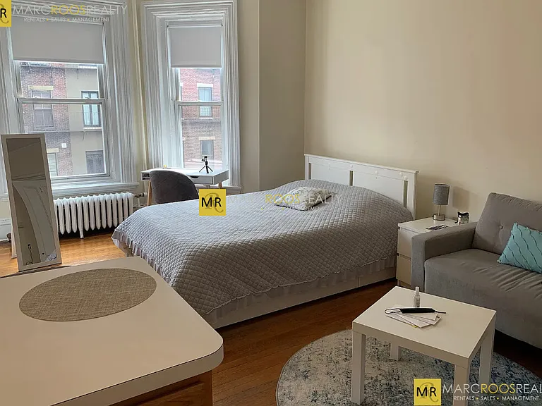 307 Beacon St #4 — Photo 4
