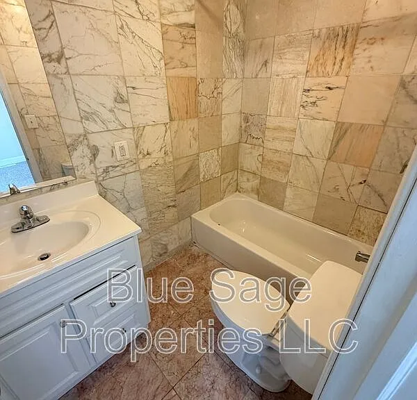 900-902 Church Ln #902 CHURCH LN — Photo 14