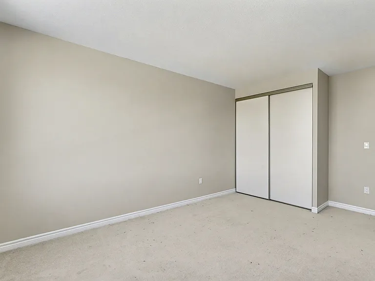 660 Garibaldi Ave — Photo 42