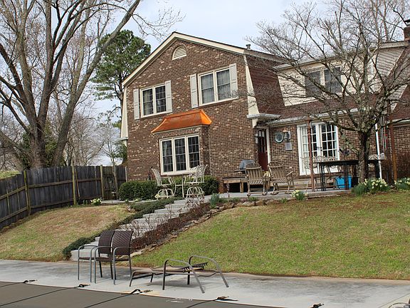 3rd image of 421 Philpott Dr