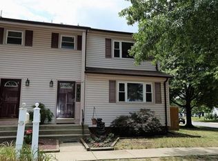 60 Edwina Ct, Dayton, NJ