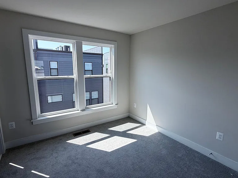 12742 Verdant Way — Photo 31