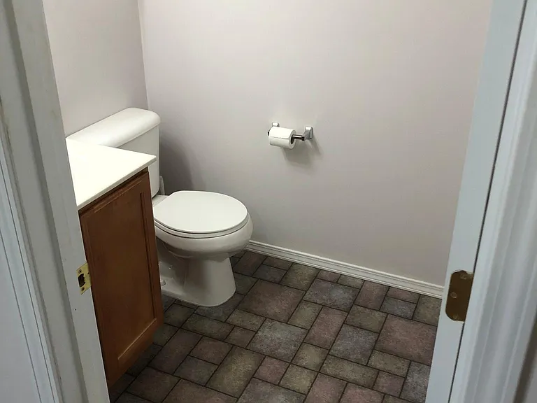 871 Hyde Dr — Photo 12
