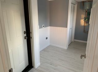 8 Cape Rd, Amity Harbor, NY 11701