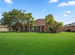 40041 Parker Rd, Prairieville, LA 70769