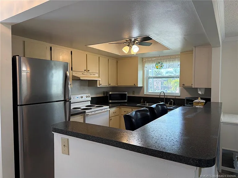 2950 SE Ocean Blvd #4 — Photo 12