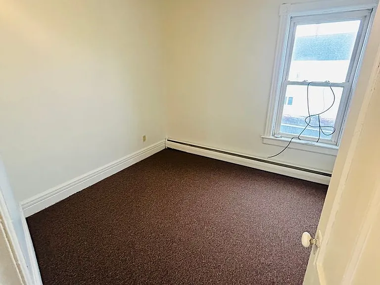 219 W Main St — Photo 7