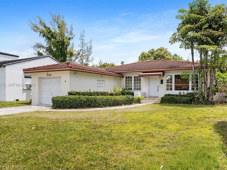 9125 Carlyle Ave — Photo 3