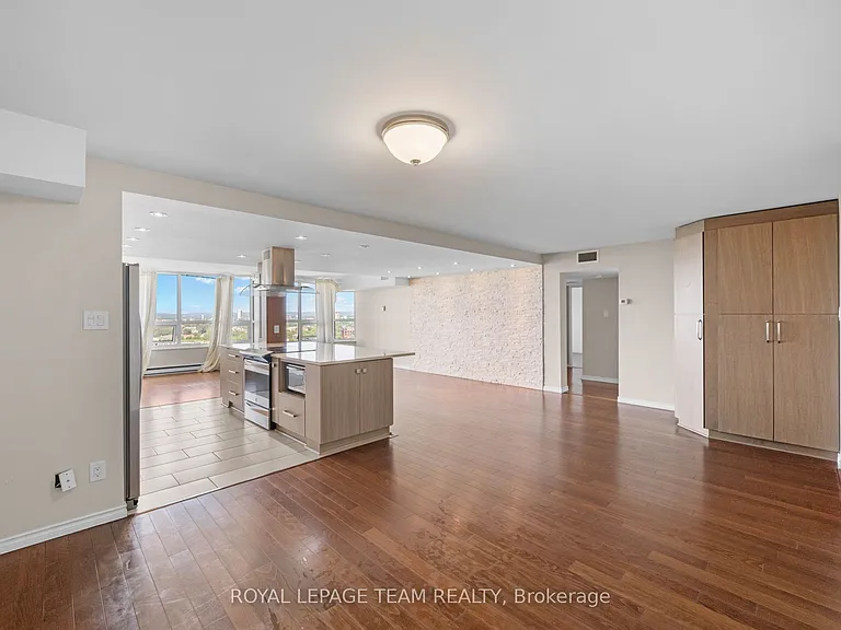 1500 Riverside Dr #2408 — Photo 7
