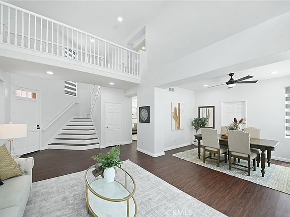 5th image of 15230 Riviera Ln