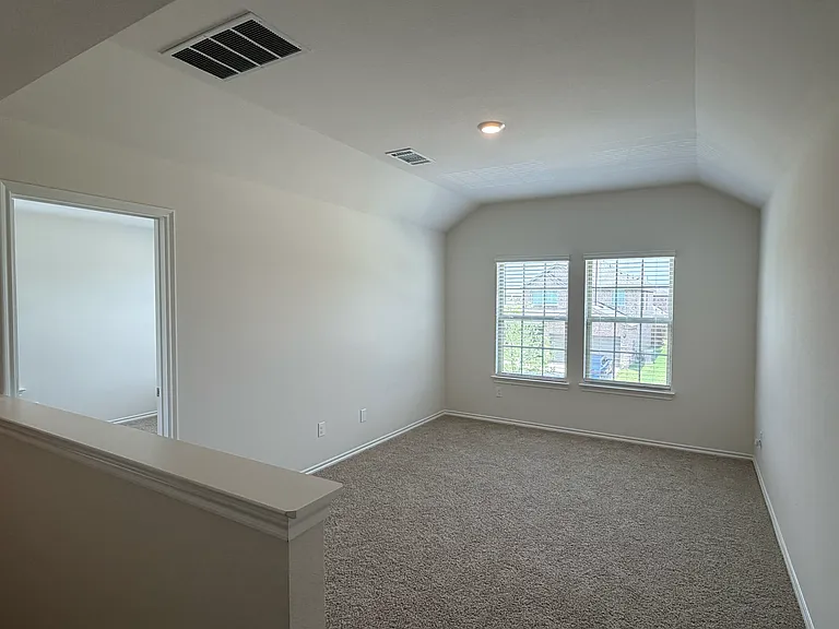 1513 Silver Canoe Way — Photo 10