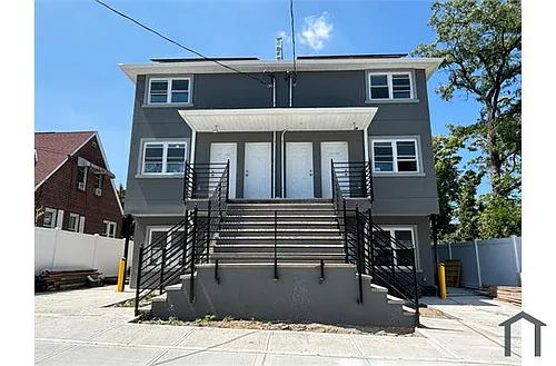 3643A Palmer Ave Photo 1