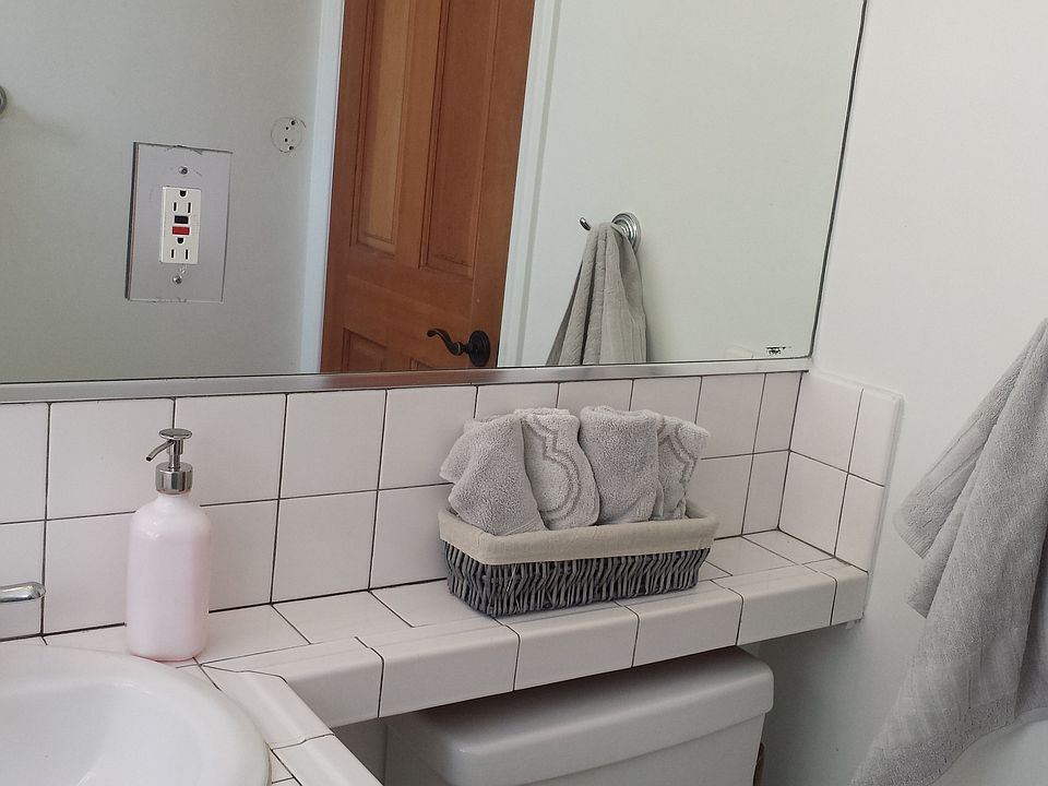 1st image of 229 Bicknell Ave APT 109