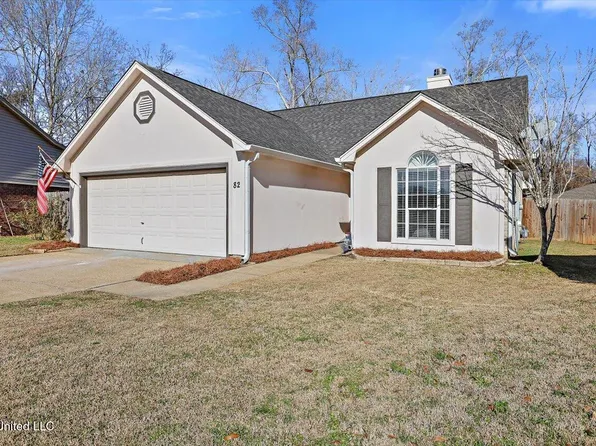 82 Lamplighter Rd, Pearl, MS 39208