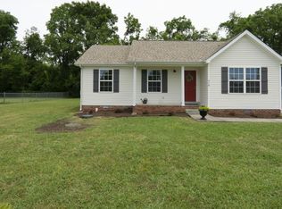 214 Callender Ct, Christiana, TN 37037