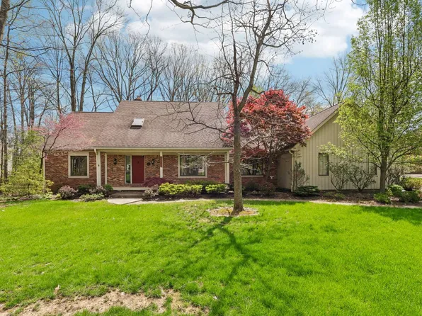 2221 Olde Farm Ln, Hudson, OH 44236