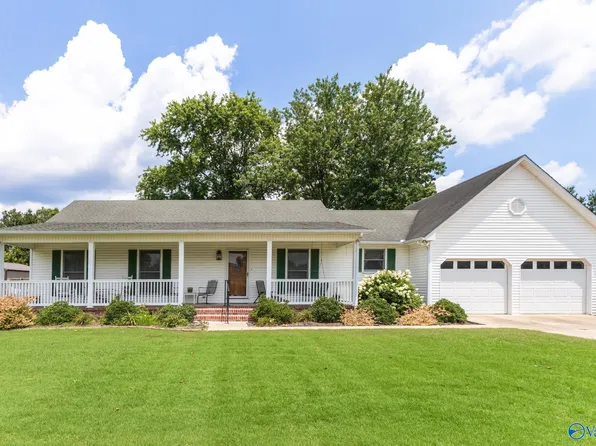 1801 Brookmeade Ave, Athens, AL 35611