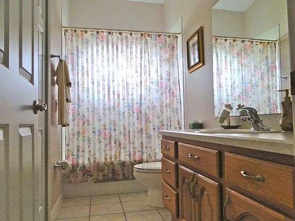 5th image of 21330 Royal Saint Georges Ln