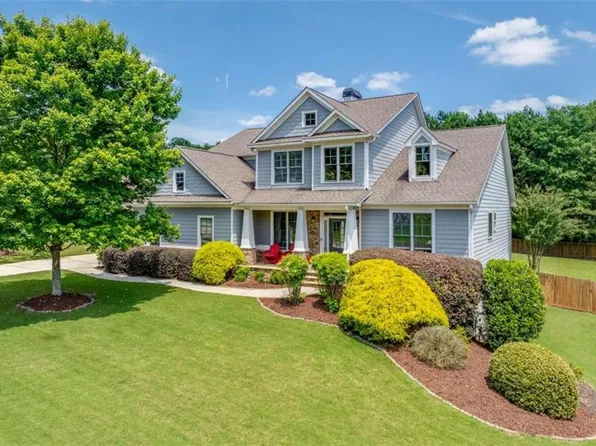 5145 Flatstone Dr, Gainesville, GA 30504