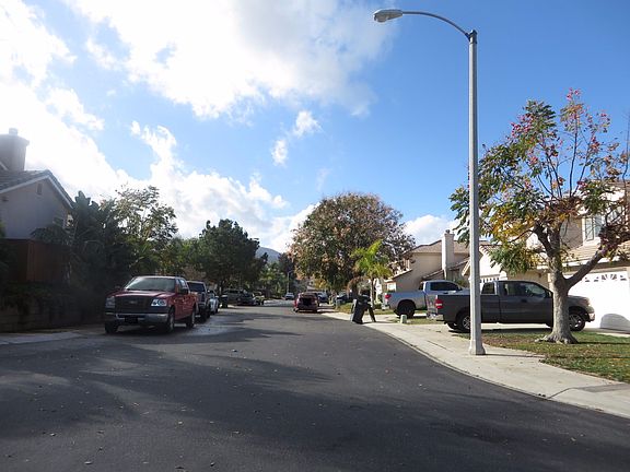5th image of 935 Goldenrod St