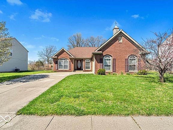 2nd image of 7854 Crooked Meadows Dr