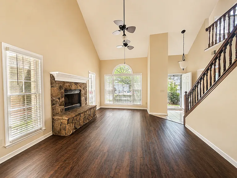 170 Pine Bridge Trl — Photo 4