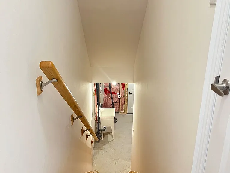 251 Tennant Cir — Photo 30