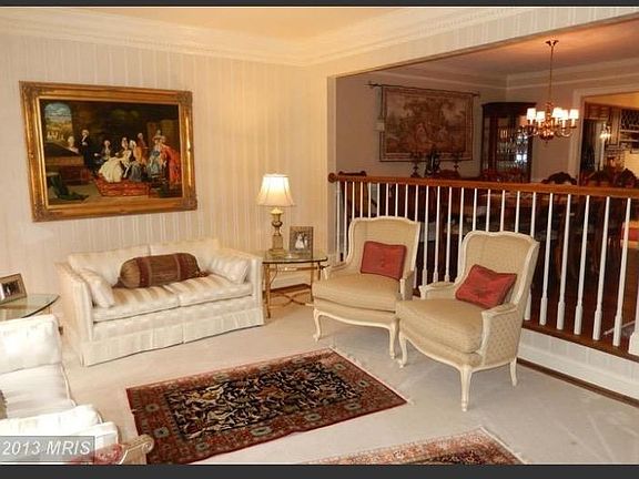 4th image of 5836 Maplewood Park Dr