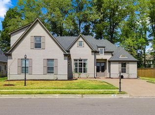 9754 Woodland Fox Ln N, Cordova, TN 38018