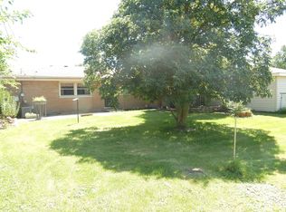1607 Oneida St, Joliet, IL 60435