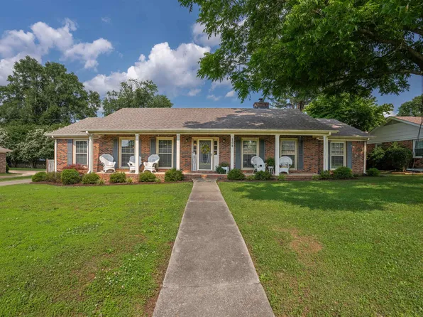 108 Shirley Dr, Florence, AL 35633