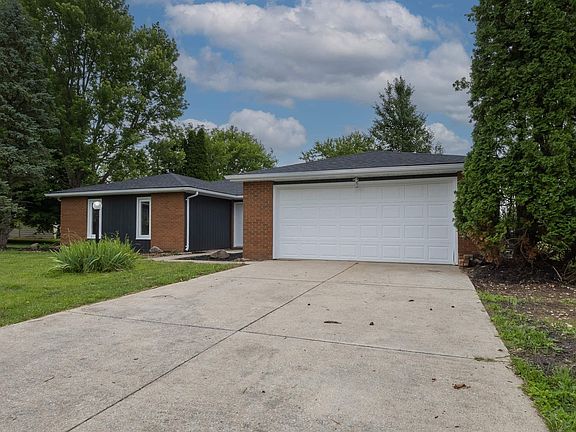 2nd image of 1921 E Cardinal Dr