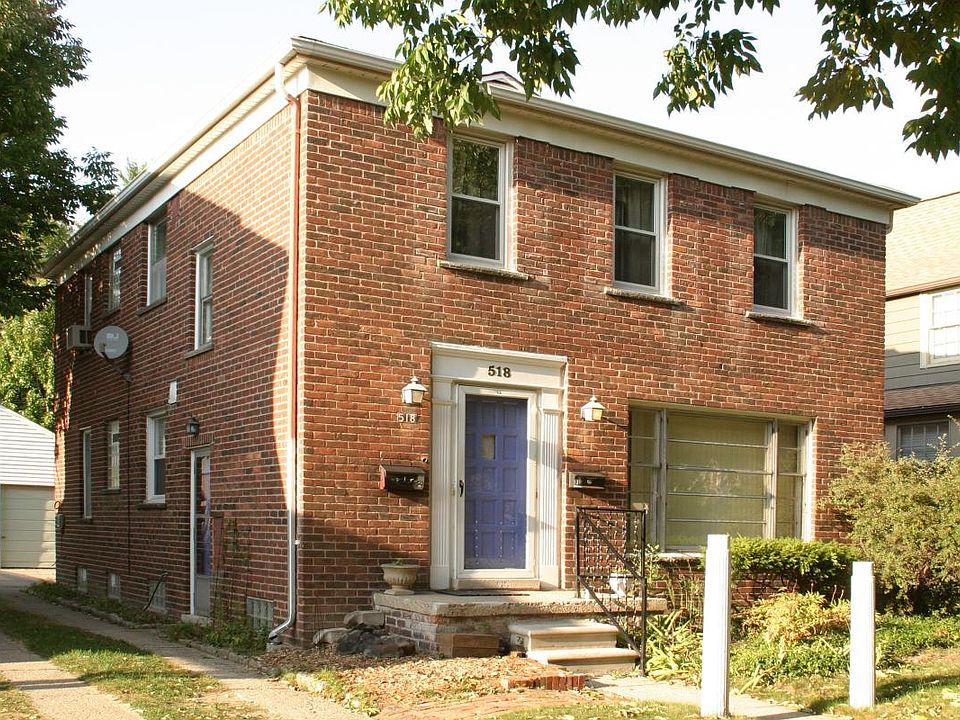 1950s "Salt Box" Architecture