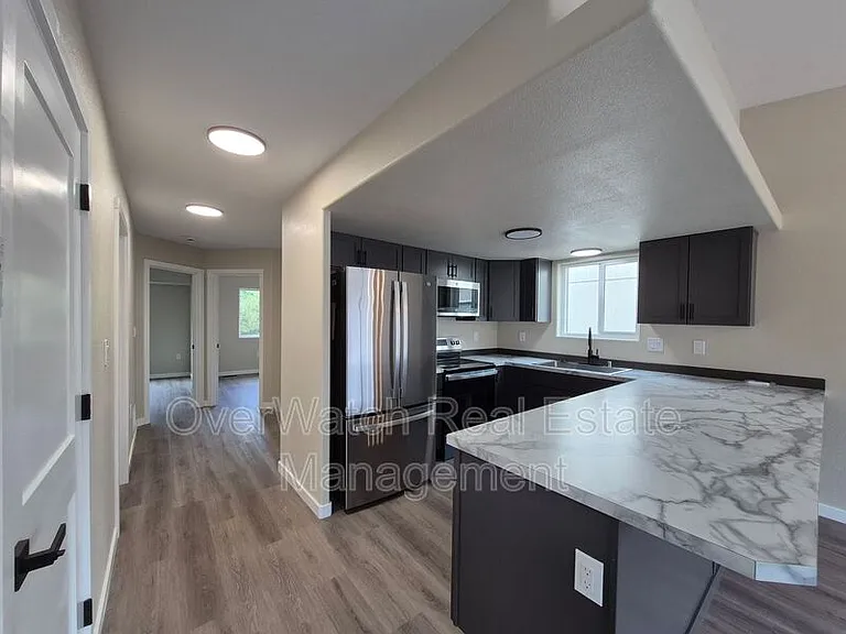 2640 E Haven Cir — Photo 2