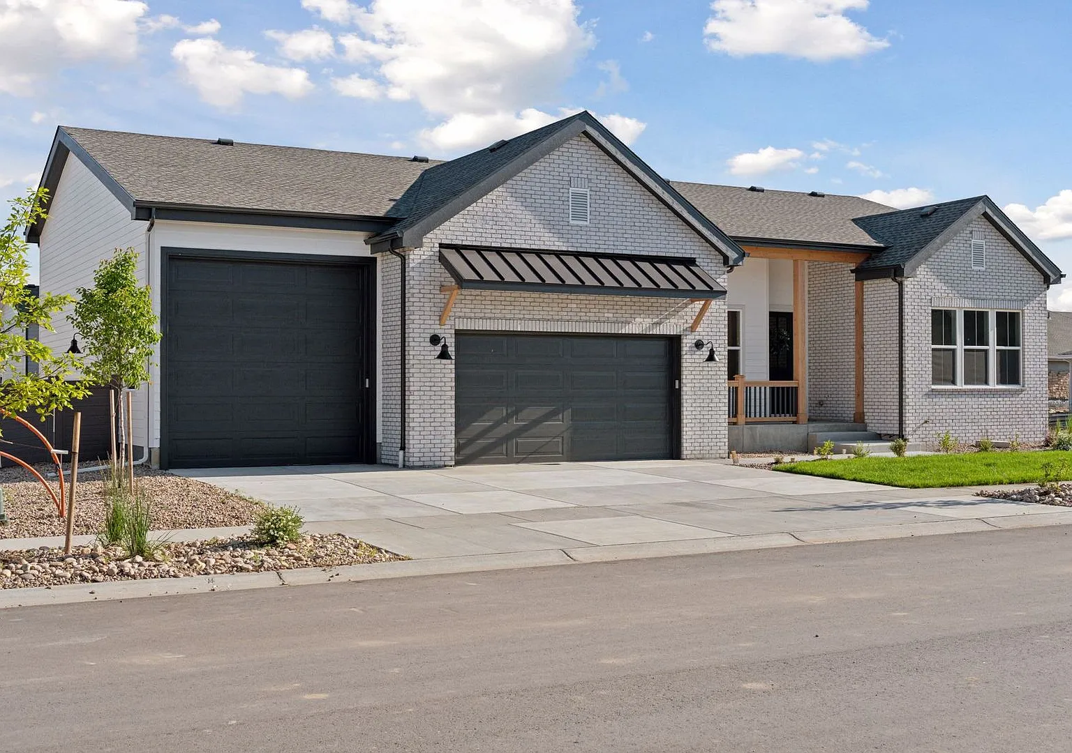 Like New Berthoud Home Built with Modern Comfort! — Photo 2